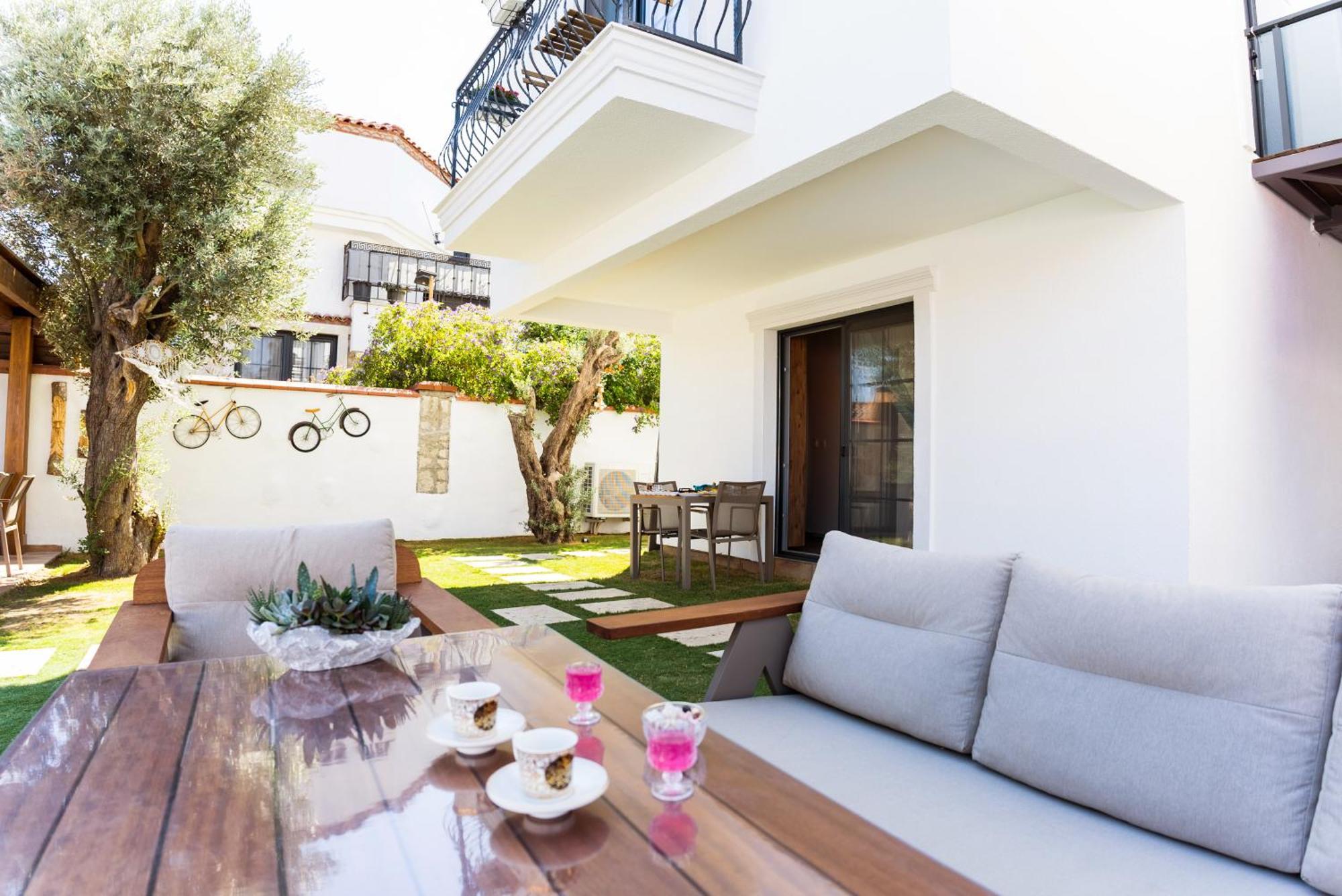 Julietotel Alacati Exterior photo